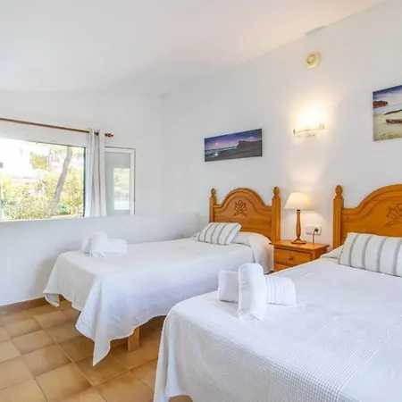 Del Mar Villa *